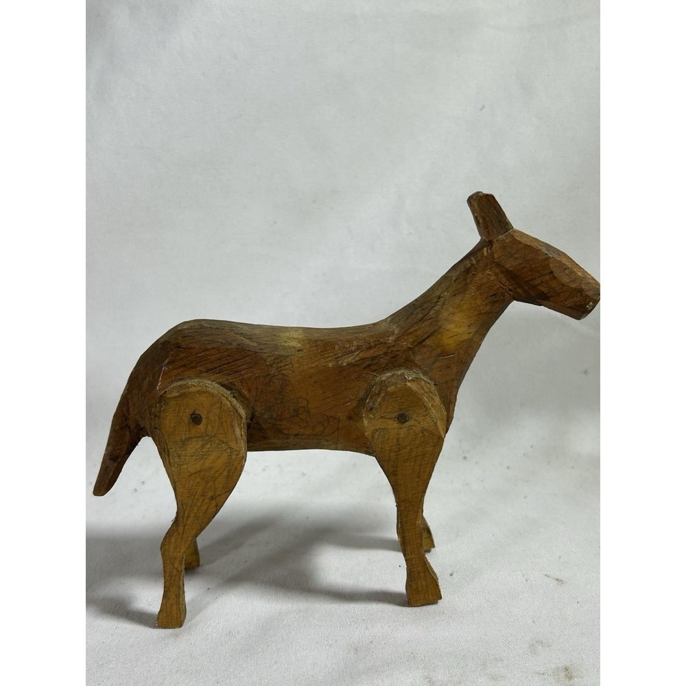 Vintage Hand Carved Wood Wooden Horse Standing Folk Art Primitive  5" Tall